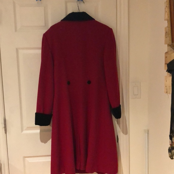 Halston vintage coat - Picture 2 of 13